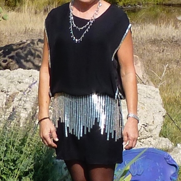 Woman silk beaded mini dress - Picture 1 of 6